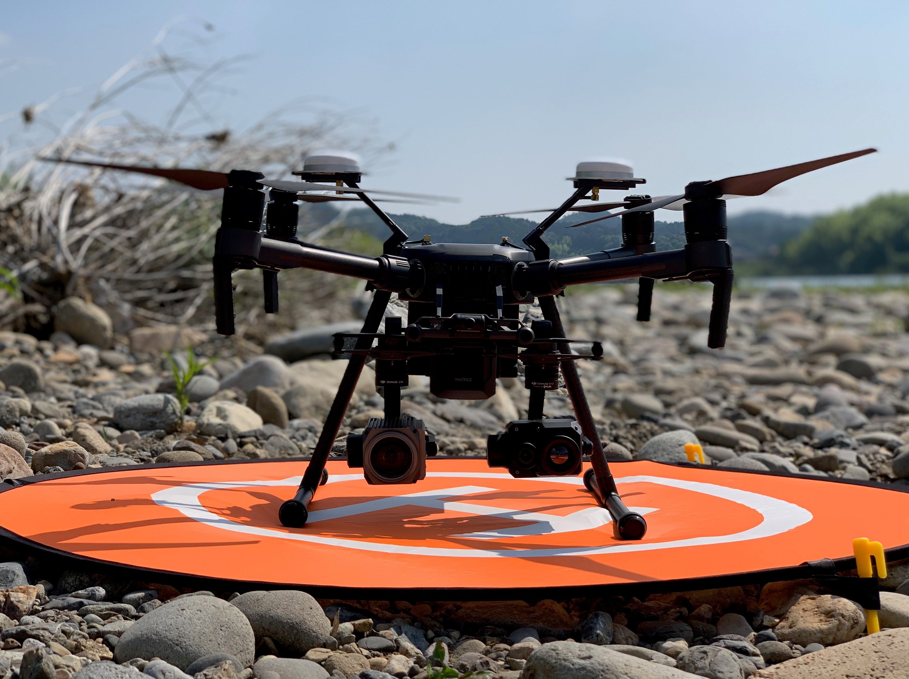 ドローン 点検 測量 空撮 ドローンサービス Drone Serv